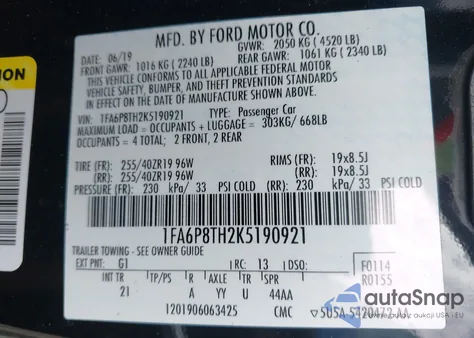 2019 Ford Mustang Ecoboost z USA, uszkodzony, nr VIN 1FA6P8TH2K5190921